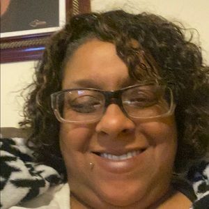 Meet your Posher, Sonya